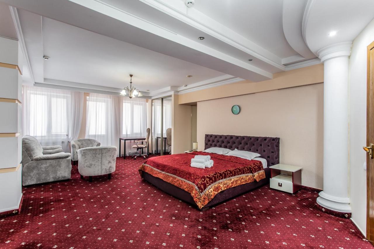 Star Rent Hotel Chisinau Ngoại thất bức ảnh