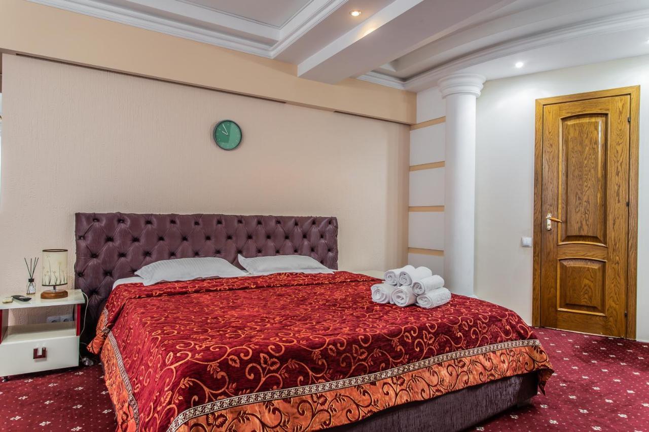 Star Rent Hotel Chisinau Ngoại thất bức ảnh