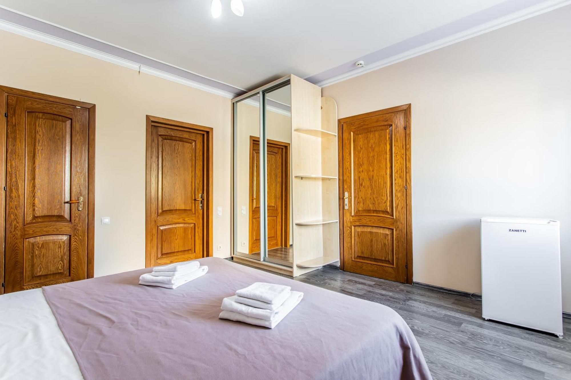 Star Rent Hotel Chisinau Ngoại thất bức ảnh