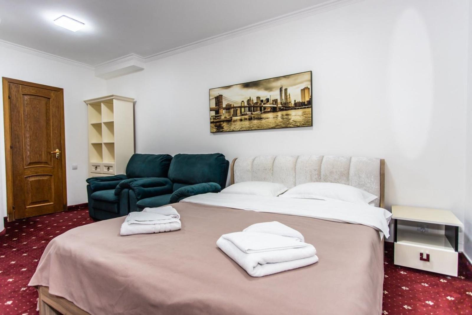 Star Rent Hotel Chisinau Ngoại thất bức ảnh